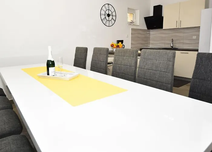 Meri By Interhome Benkovac